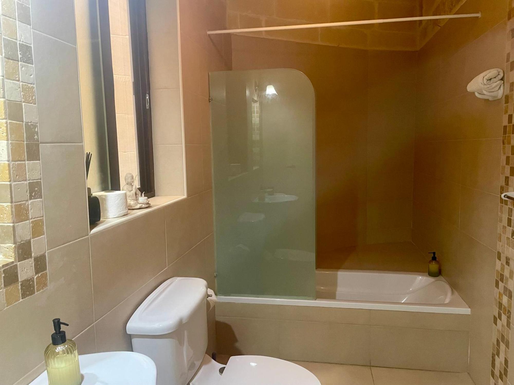 Gozo Ferrieha B&B Qala Zimmer foto